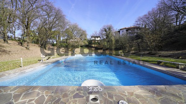 casa indipendente in vendita a Padenghe sul Garda