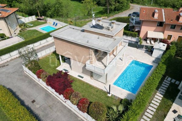 casa indipendente in vendita a Padenghe sul Garda
