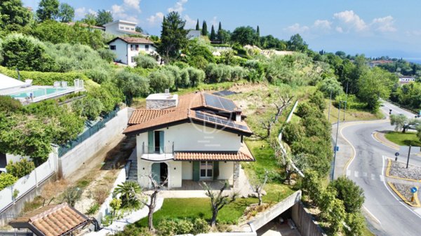 casa indipendente in vendita a Padenghe sul Garda