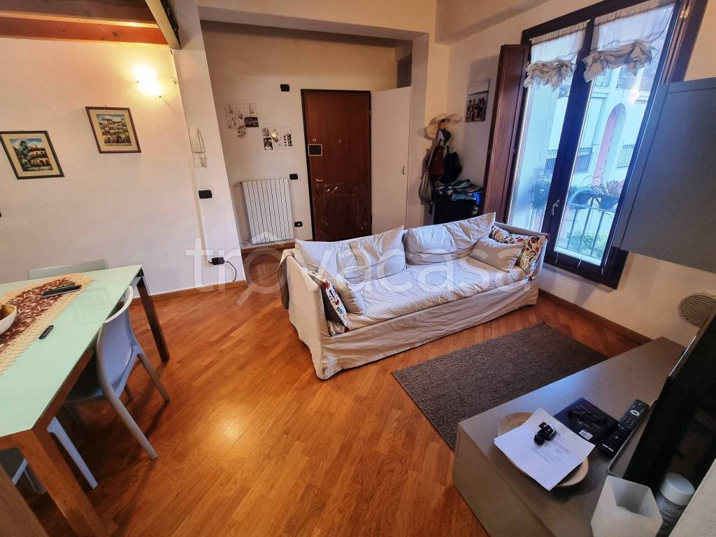 appartamento in vendita a Padenghe sul Garda