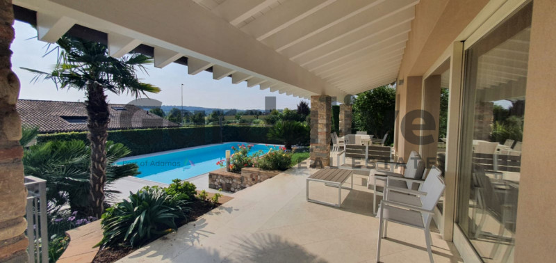 casa indipendente in vendita a Padenghe sul Garda