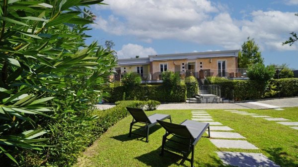 appartamento in vendita a Padenghe sul Garda