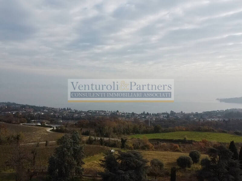 terreno in vendita a Padenghe sul Garda