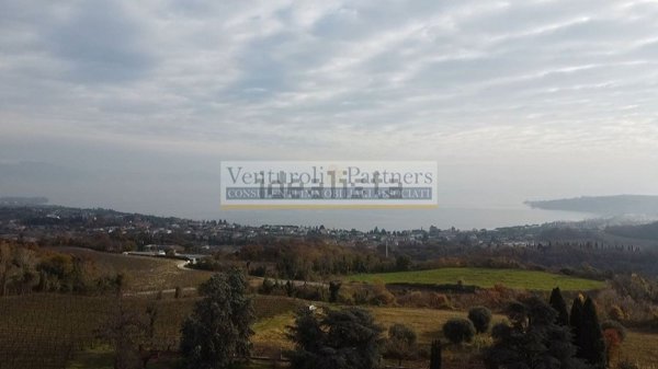 terreno in vendita a Padenghe sul Garda