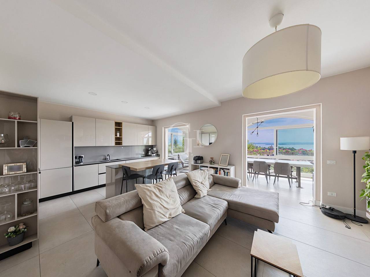 casa indipendente in vendita a Padenghe sul Garda