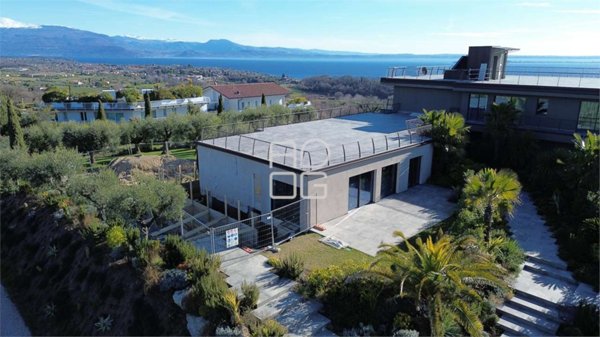 casa indipendente in vendita a Padenghe sul Garda