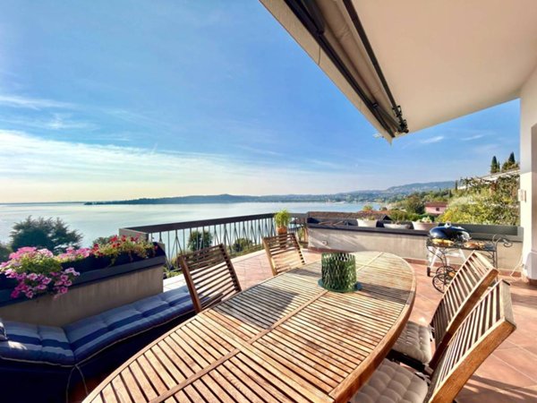 casa indipendente in vendita a Padenghe sul Garda