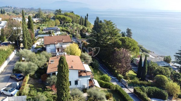 casa indipendente in vendita a Padenghe sul Garda