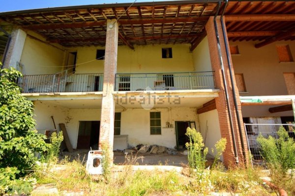 casale in vendita a Paderno Franciacorta