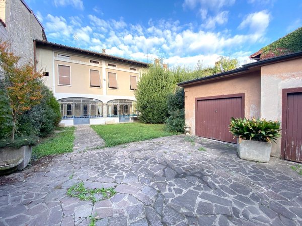 appartamento in vendita a Paderno Franciacorta