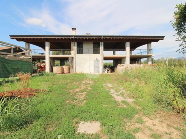 negozio in vendita a Paderno Franciacorta