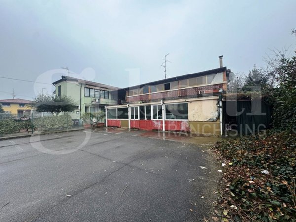negozio in vendita a Paderno Franciacorta