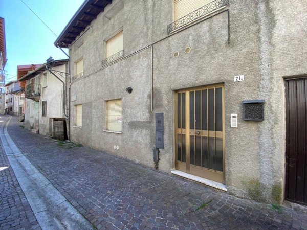 appartamento in vendita a Paisco Loveno