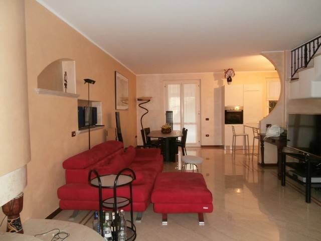 casa indipendente in vendita a Paitone
