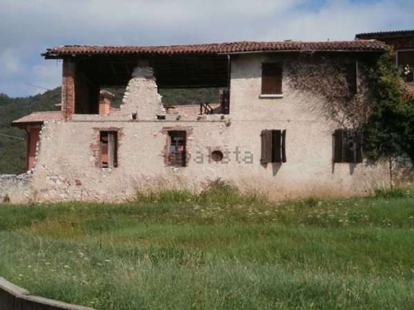 quadrivano in vendita a Paitone