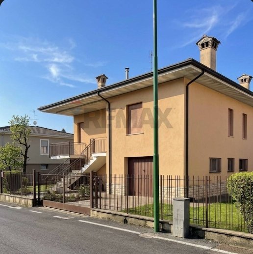 casa indipendente in vendita a Paitone