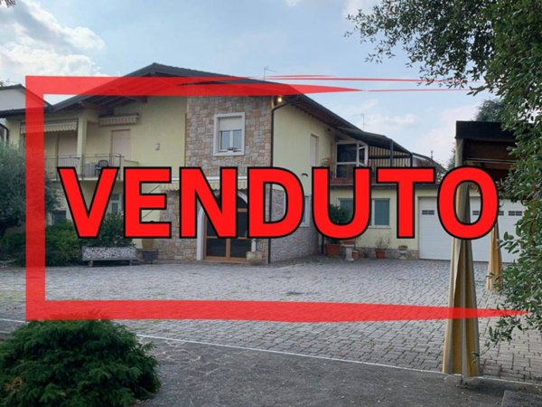 casa indipendente in vendita a Palazzolo sull'Oglio