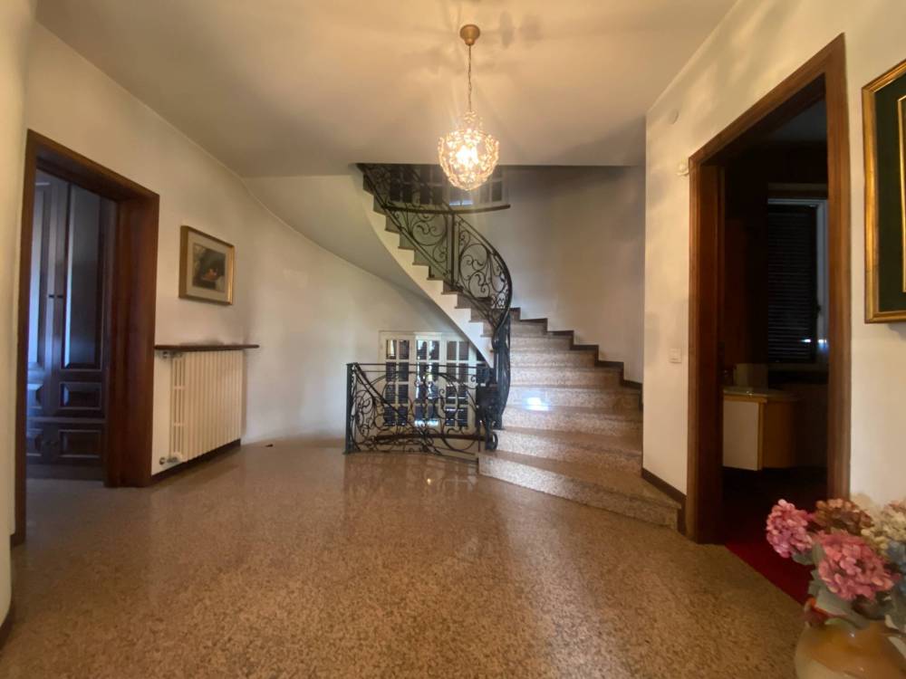 casa indipendente in vendita a Palazzolo sull'Oglio