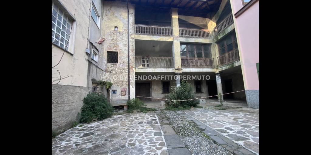 casa indipendente in vendita a Palazzolo sull'Oglio
