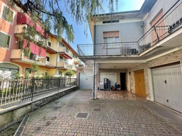 appartamento in vendita a Palazzolo sull'Oglio in zona San Pancrazio