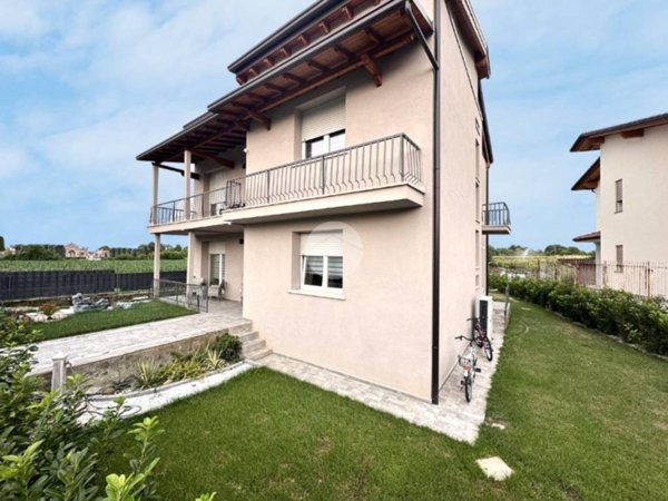 casa indipendente in vendita a Palazzolo sull'Oglio in zona San Pancrazio