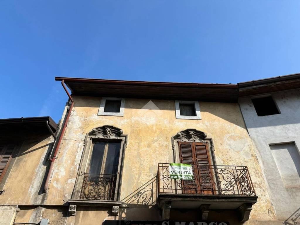 casa indipendente in vendita a Palazzolo sull'Oglio