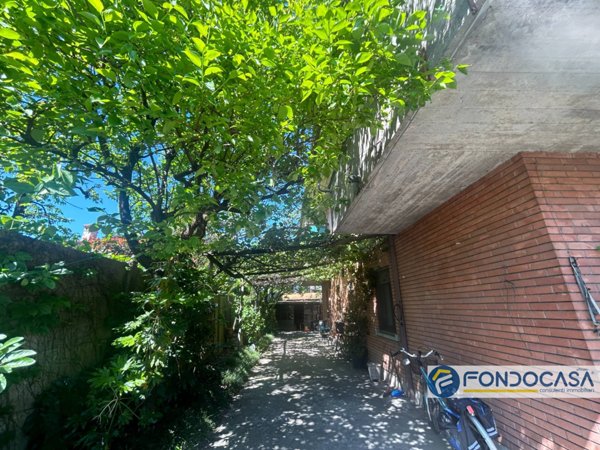 casa indipendente in vendita a Palazzolo sull'Oglio