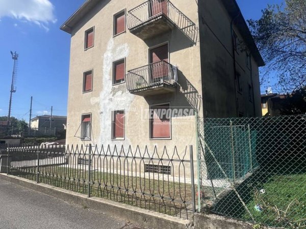 intera palazzina in vendita a Palazzolo sull'Oglio
