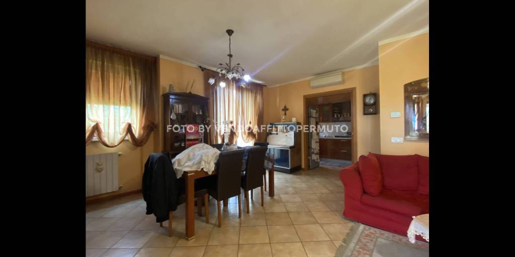 casa indipendente in vendita a Palazzolo sull'Oglio