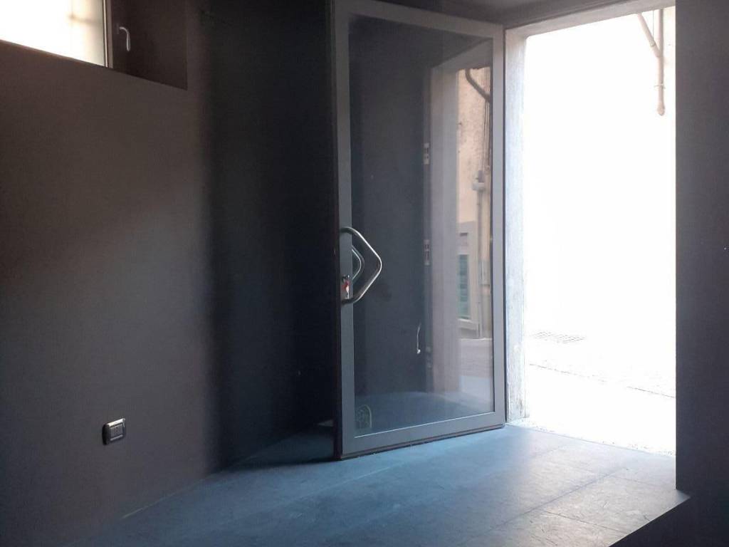 negozio in vendita a Palazzolo sull'Oglio