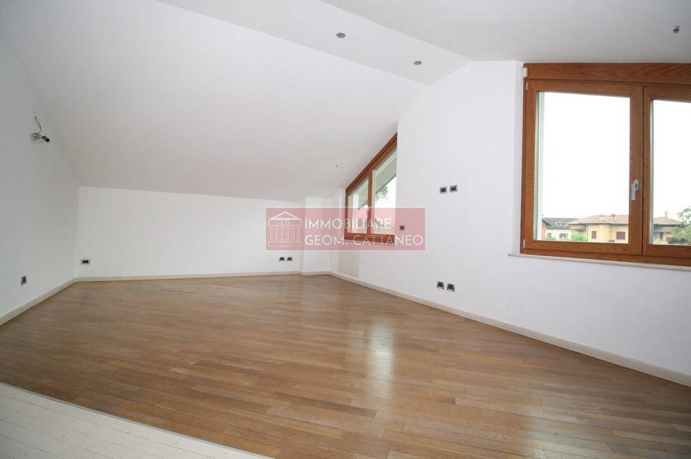 casa indipendente in vendita a Palazzolo sull'Oglio