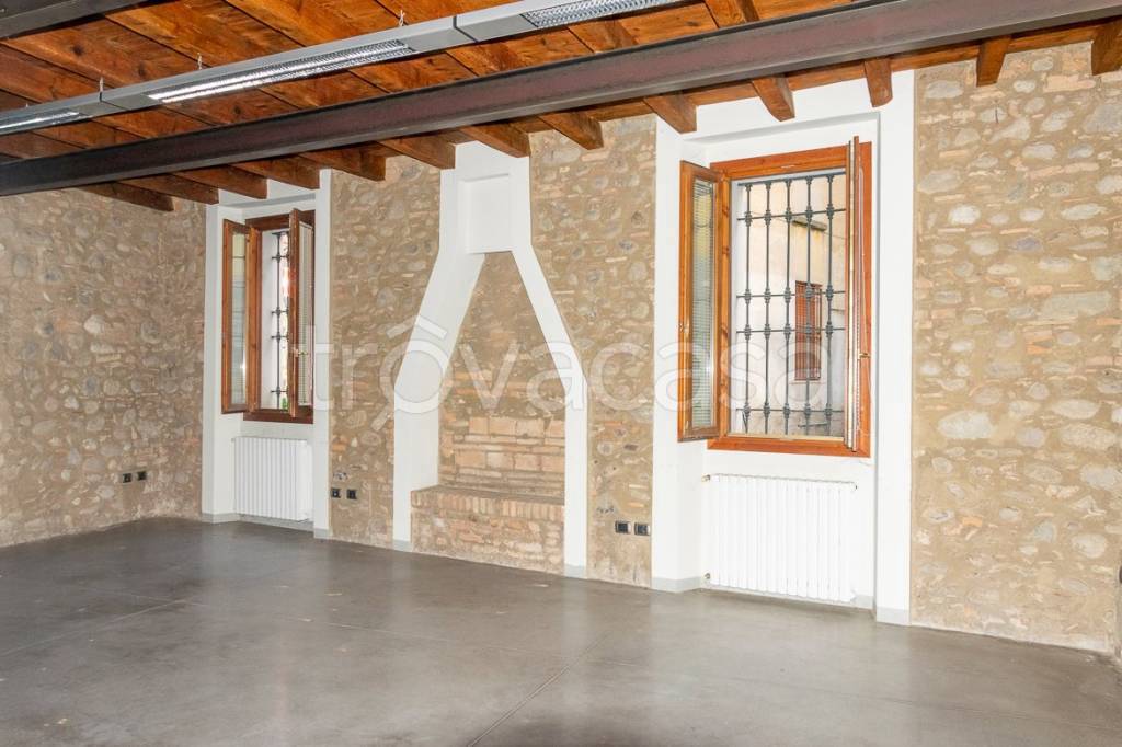 appartamento in vendita a Palazzolo sull'Oglio