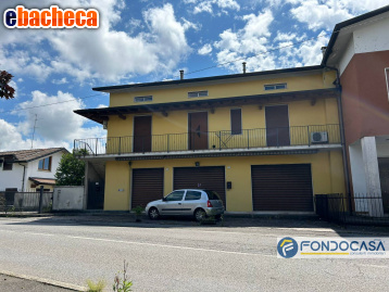locale commerciale in vendita a Palazzolo sull'Oglio in zona San Pancrazio
