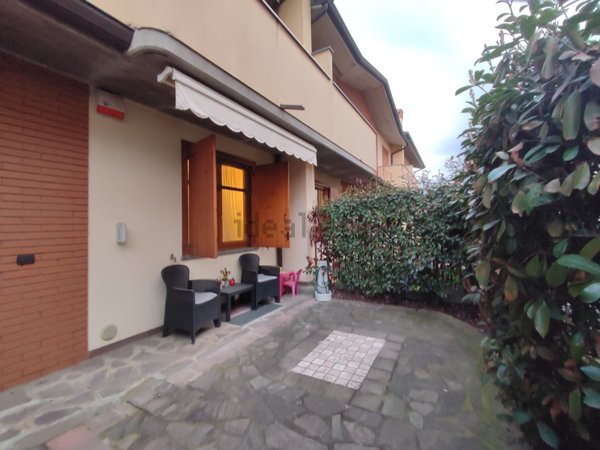 casa indipendente in vendita a Palazzolo sull'Oglio