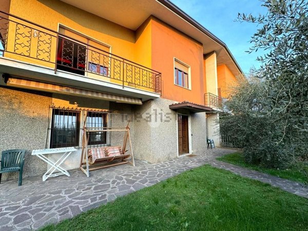casa indipendente in vendita a Palazzolo sull'Oglio
