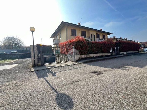 appartamento in vendita a Palazzolo sull'Oglio