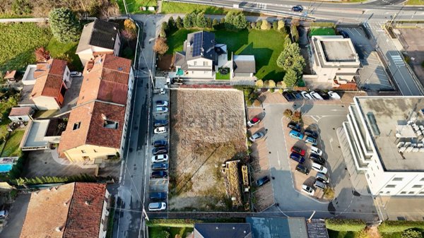 terreno edificabile in vendita a Palazzolo sull'Oglio