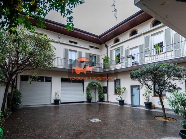 casa indipendente in vendita a Palazzolo sull'Oglio