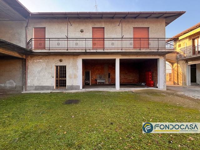 casa semindipendente in vendita a Palazzolo sull'Oglio