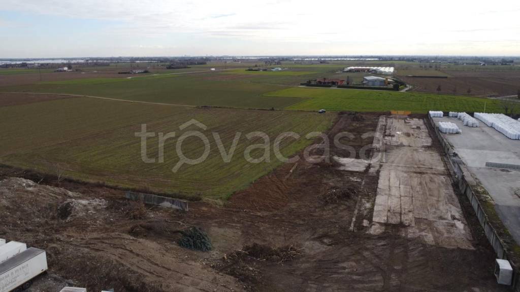 terreno agricolo in vendita a Palazzolo sull'Oglio