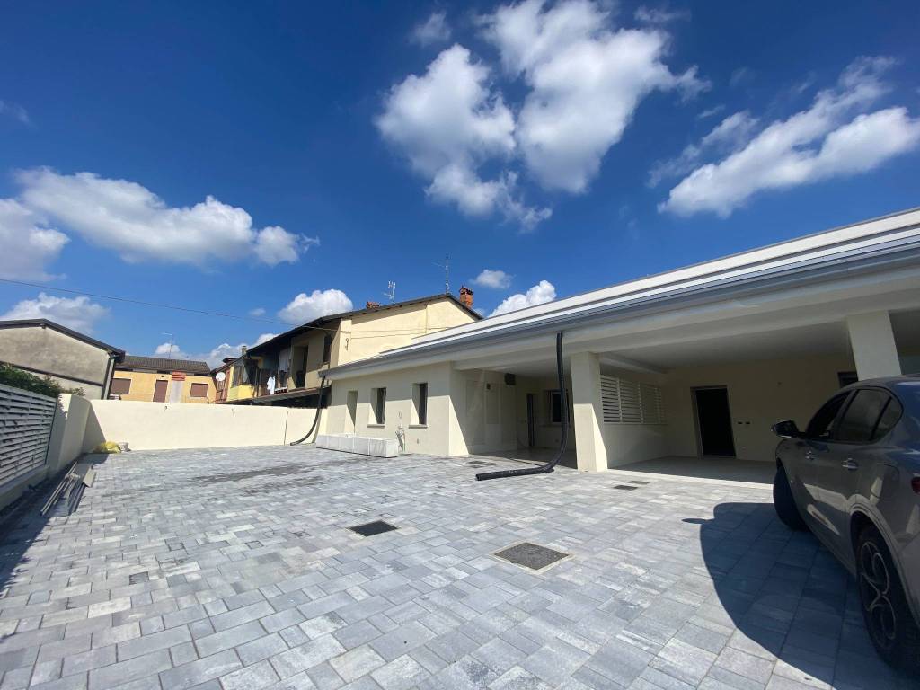 appartamento in vendita a Palazzolo sull'Oglio