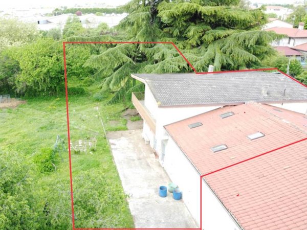 casa indipendente in vendita a Palazzolo sull'Oglio