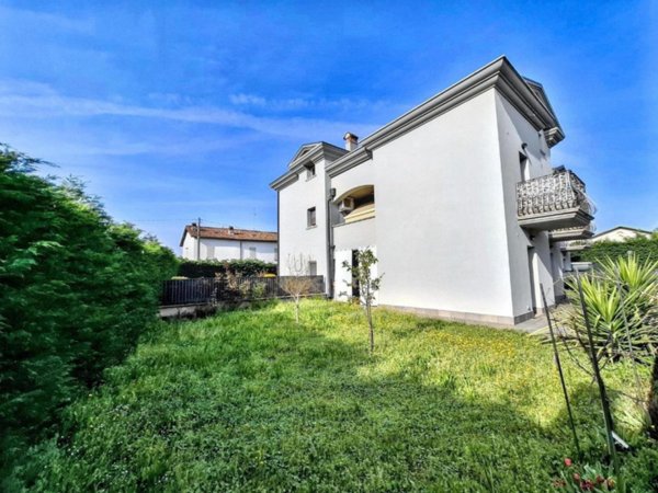 appartamento in vendita a Palazzolo sull'Oglio in zona San Pancrazio