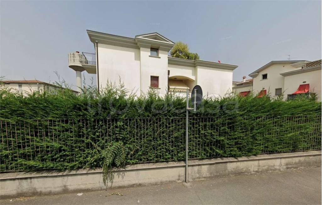 appartamento in vendita a Palazzolo sull'Oglio in zona San Pancrazio
