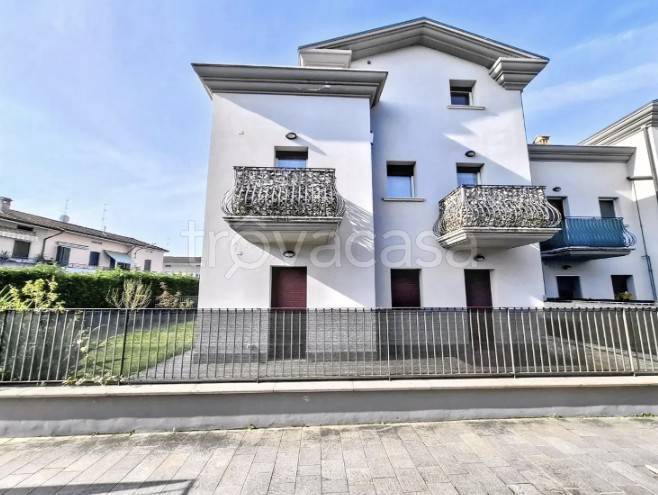 appartamento in vendita a Palazzolo sull'Oglio