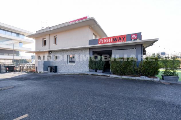 locale commerciale in vendita a Palazzolo sull'Oglio