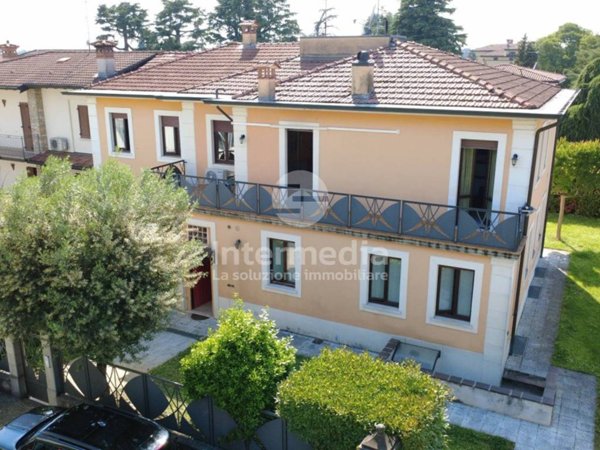 casa indipendente in vendita a Palazzolo sull'Oglio