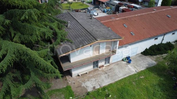 casa indipendente in vendita a Palazzolo sull'Oglio
