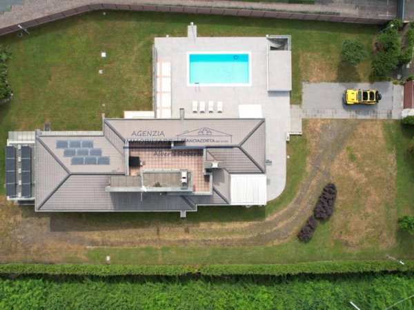 casa indipendente in vendita a Palazzolo sull'Oglio in zona San Pancrazio