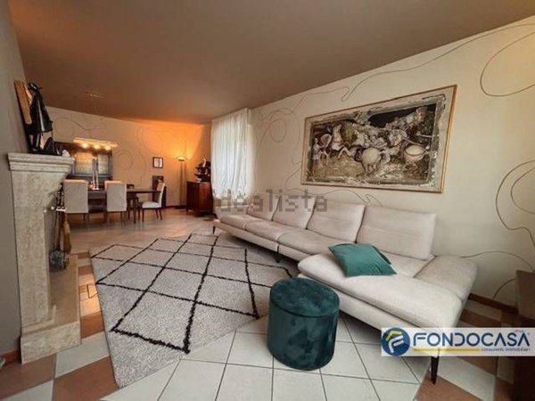 casa indipendente in vendita a Palazzolo sull'Oglio